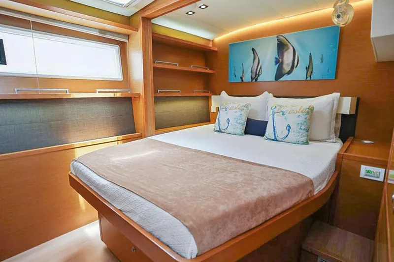 Cool Runnings IV Yacht Photos Pics 