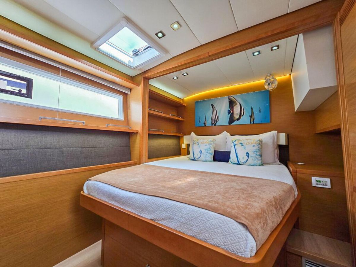 2015 Lagoon 56 