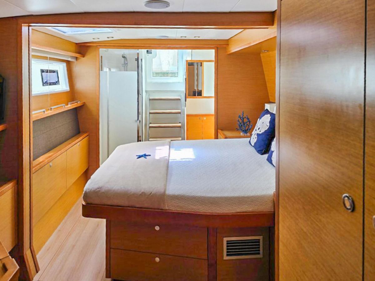 2015 Lagoon 56 