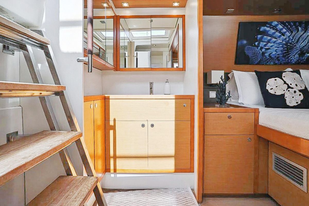 2015 Lagoon 56 