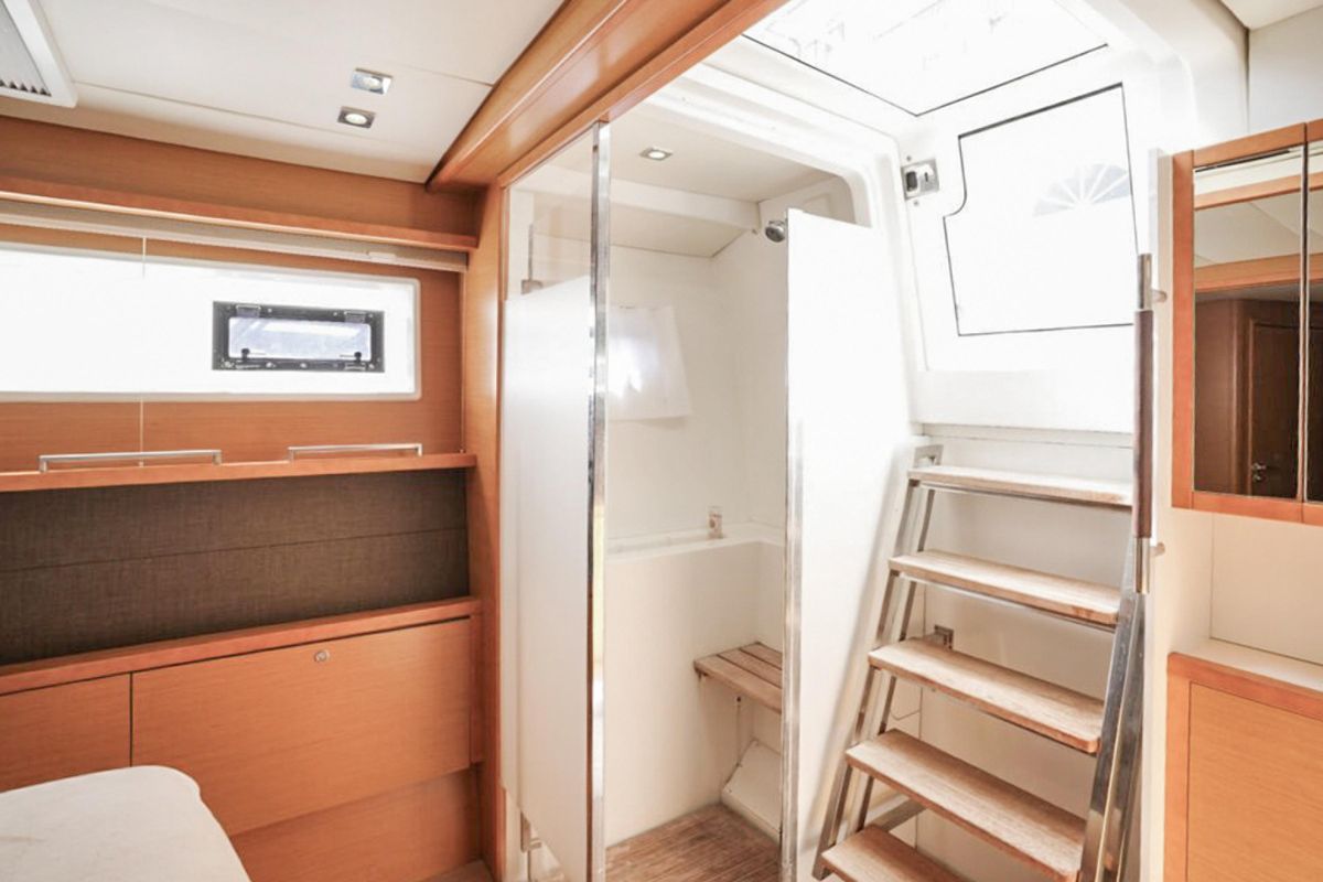 2015 Lagoon 56 