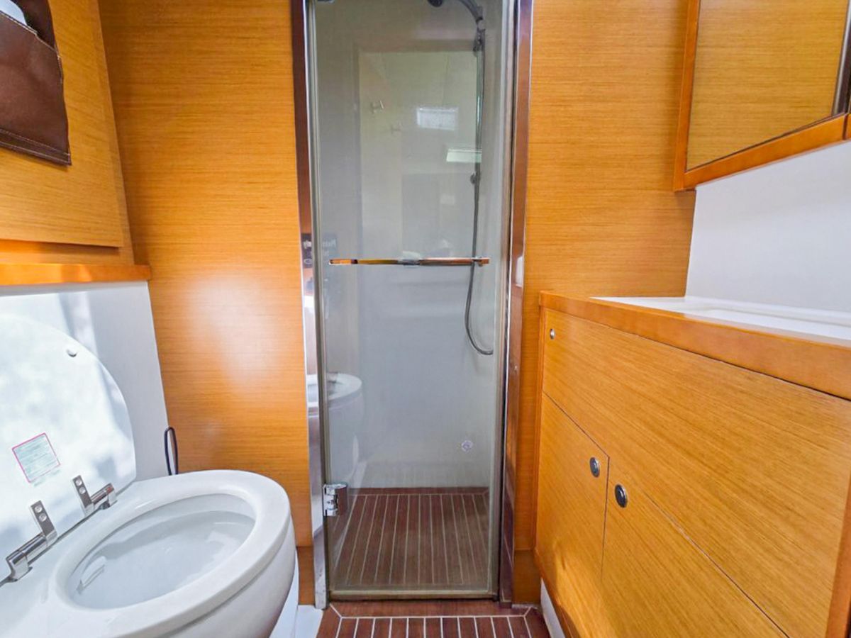 2015 Lagoon 56 