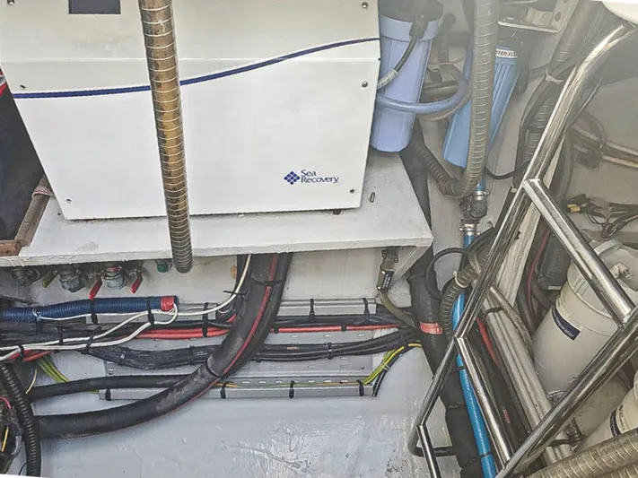 Cool Runnings IV Yacht Photos Pics 