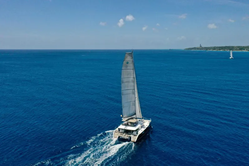 Cool Runnings IV Yacht Photos Pics 