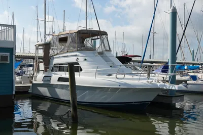 Mainship 37 Motor Yacht