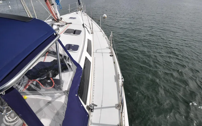 Kanga Yacht Photos Pics Catalin 42 MKI - Kanga - Weather Deck