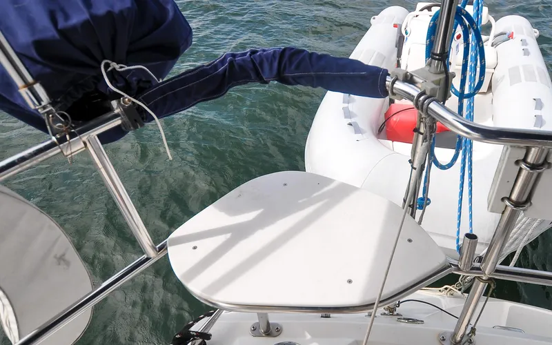 Kanga Yacht Photos Pics Catalin 42 MKI - Kanga - Cockpit - Stern Seat