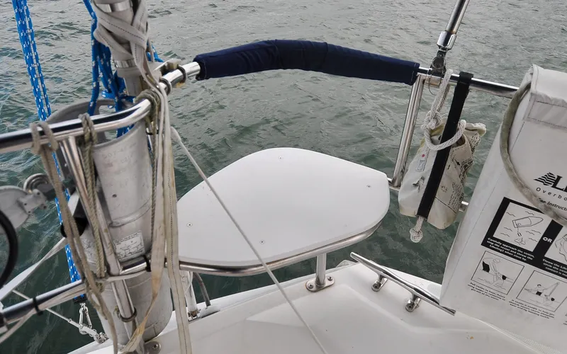 Kanga Yacht Photos Pics Catalin 42 MKI - Kanga - Cockpit - Stern Seat