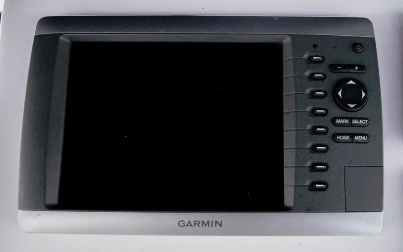 Kanga Yacht Photos Pics Catalin 42 MKI - Kanga - Cockpit - Helm Station - Multifunction Display