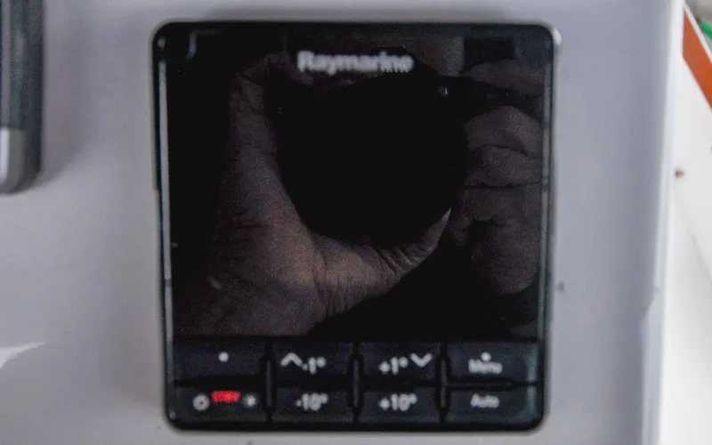 Kanga Yacht Photos Pics Catalin 42 MKI - Kanga - Cockpit - Helm Station - Autopilot Control Display