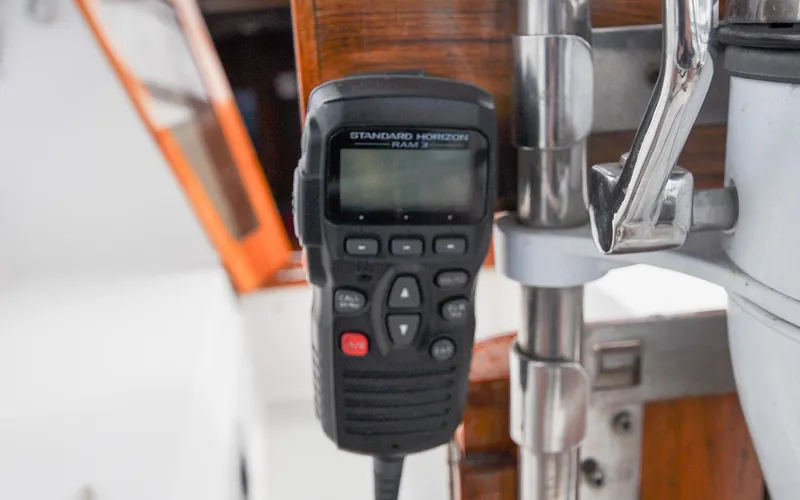 Kanga Yacht Photos Pics Catalin 42 MKI - Kanga - Cockpit - Helm Station - Remote VHF Mic