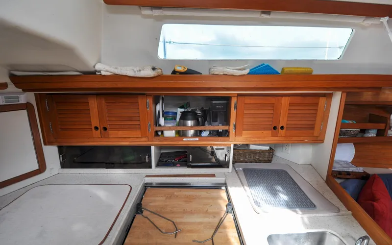 Kanga Yacht Photos Pics Catalin 42 MKI - Kanga - Galley - Storage