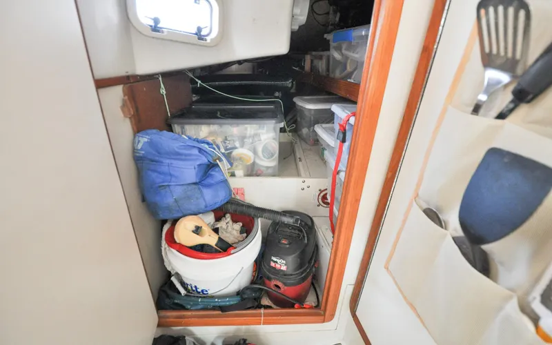 Kanga Yacht Photos Pics Catalin 42 MKI - Kanga - Utility and Storage Area