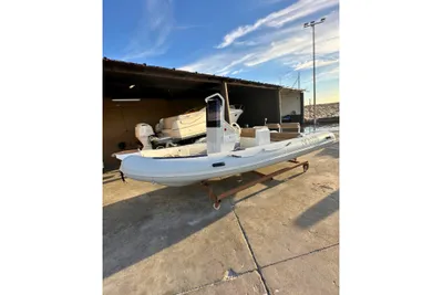 2026 Maro Boats 560