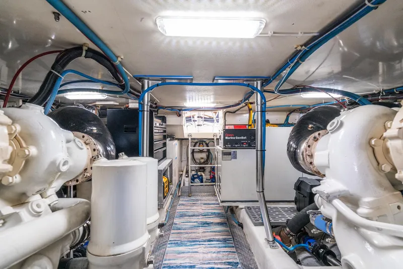 Devocean Yacht Photos Pics 