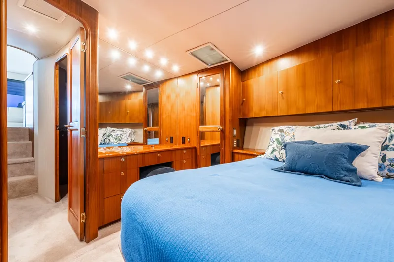 Devocean Yacht Photos Pics 