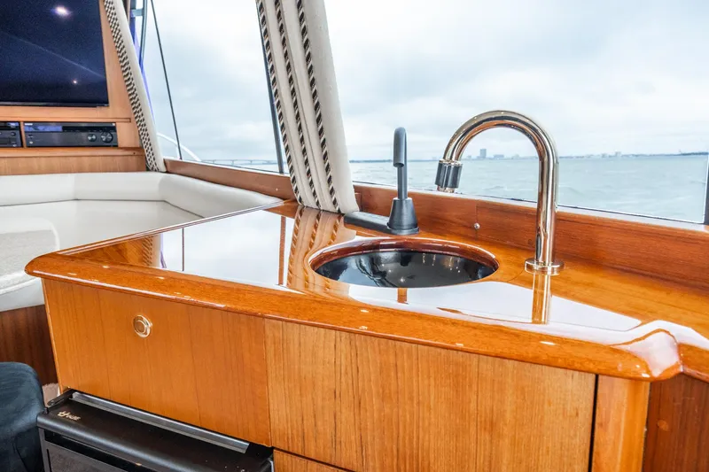 Devocean Yacht Photos Pics 