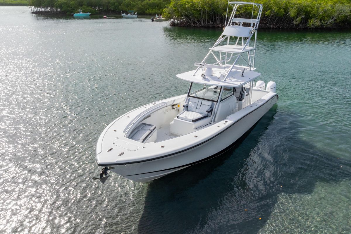 2018 Yellowfin 42 