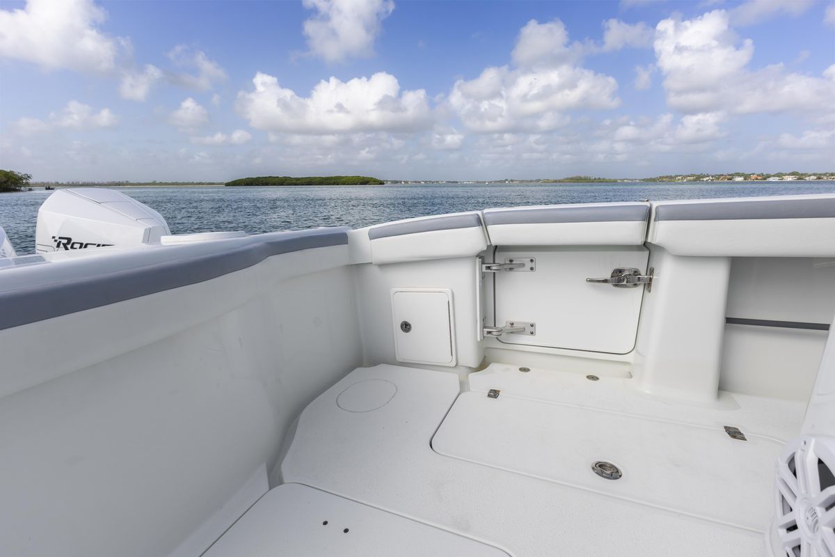 2018 Yellowfin 42 