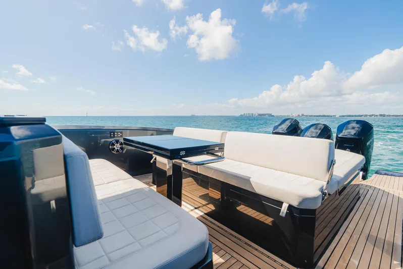 Heavy D Yacht Photos Pics 