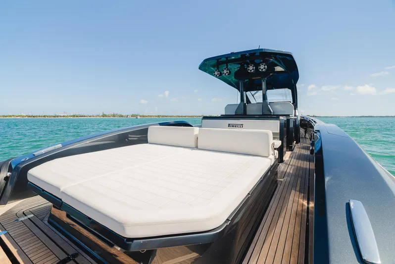 Heavy D Yacht Photos Pics 