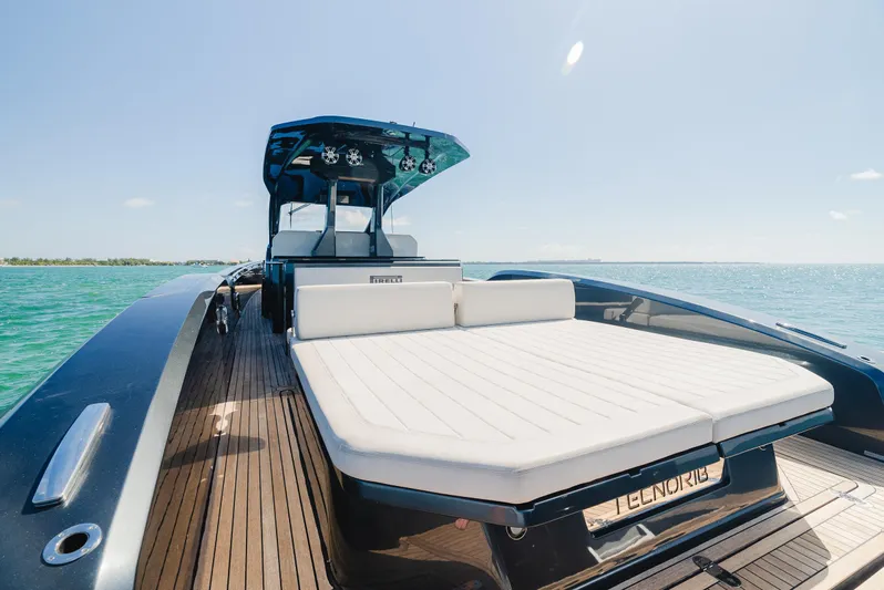 Heavy D Yacht Photos Pics 