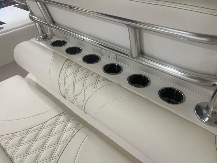  Yacht Photos Pics Luxury seating with cup holders on 2022 Contender 39 ST boat.