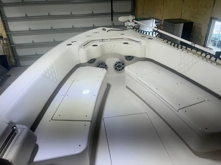  Yacht Photos Pics 2022 Contender 39 ST boat interior with spacious seating and modern design.