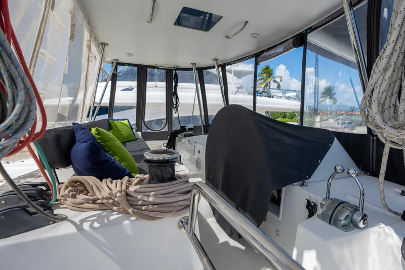  Yacht Photos Pics Interior view of 2019 Lagoon 450 F catamaran with ropes and cushions.