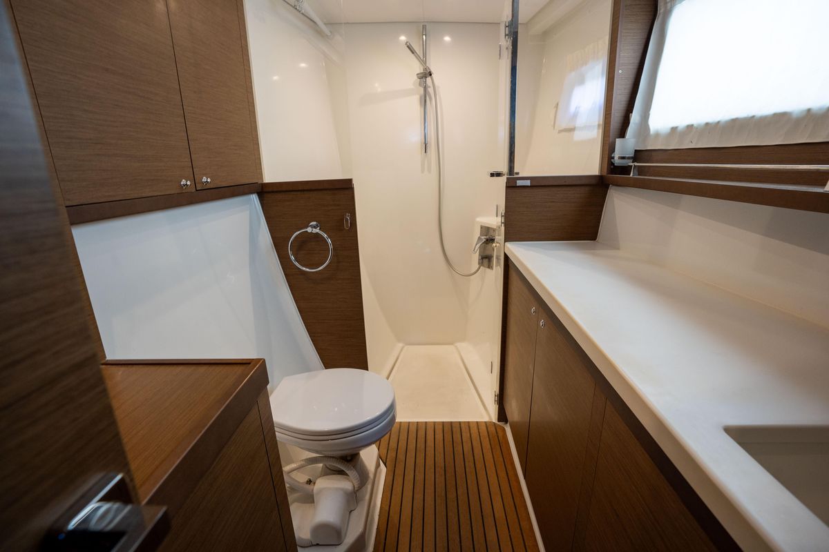 2019 Lagoon 45 