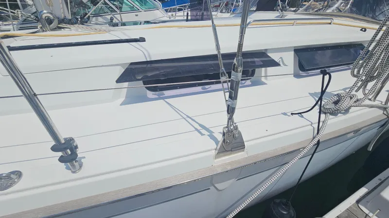 Acadia Yacht Photos Pics 2016 Hanse 415 yacht deck with rigging and windows.