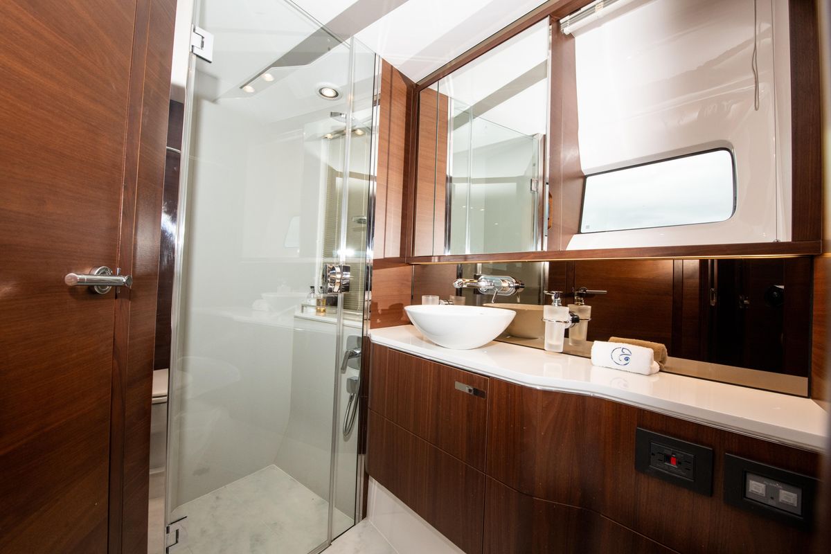 2018 Princess 60 