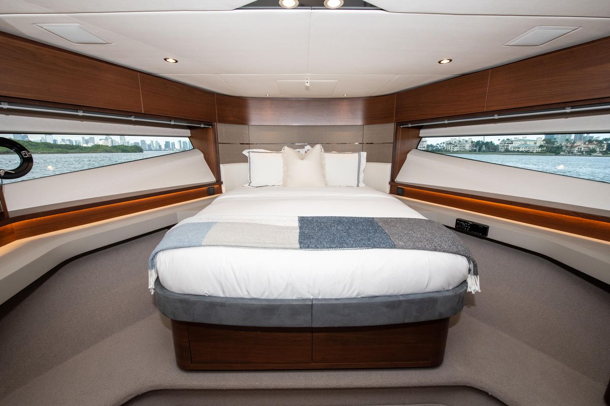 2018 Princess 60 