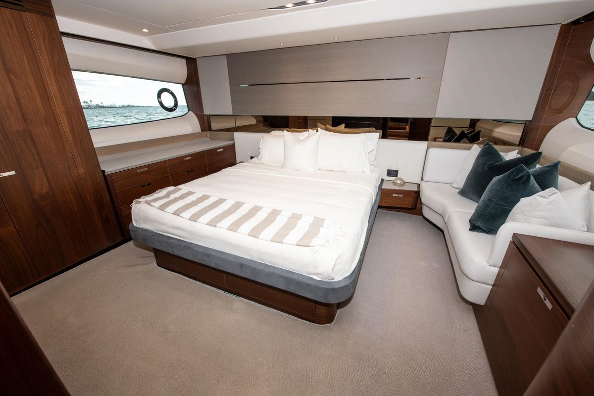 2018 Princess 60 