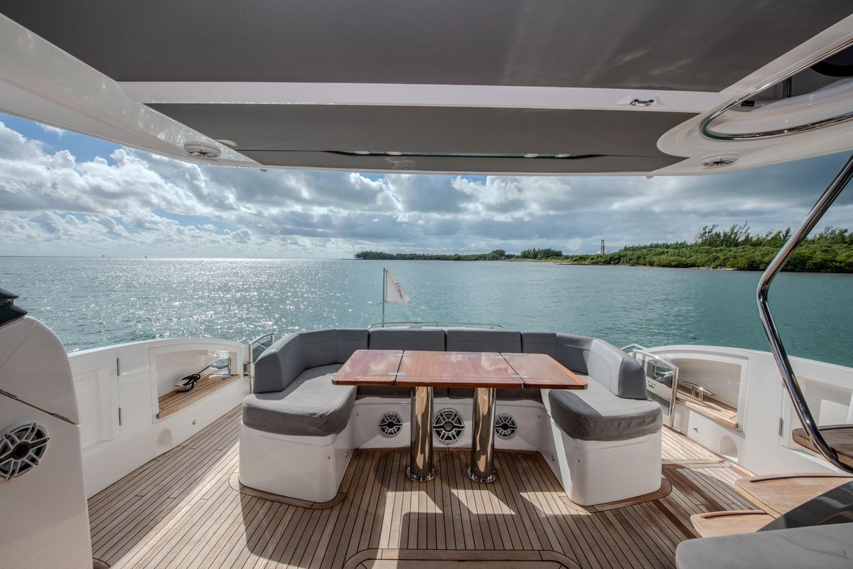 2018 Princess 60 
