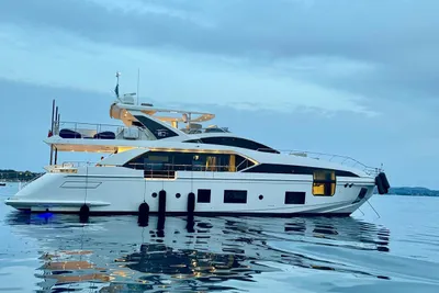 2019 Azimut Grande 27 METRI
