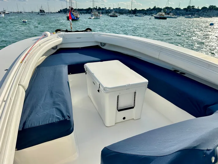 Virago Yacht Photos Pics Canvas - Forward