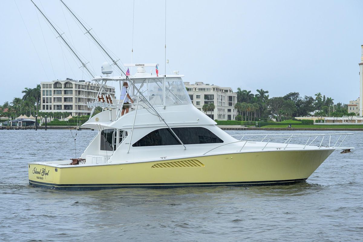 2004 Viking 48 