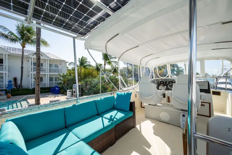 Quest Yacht Photos Pics 