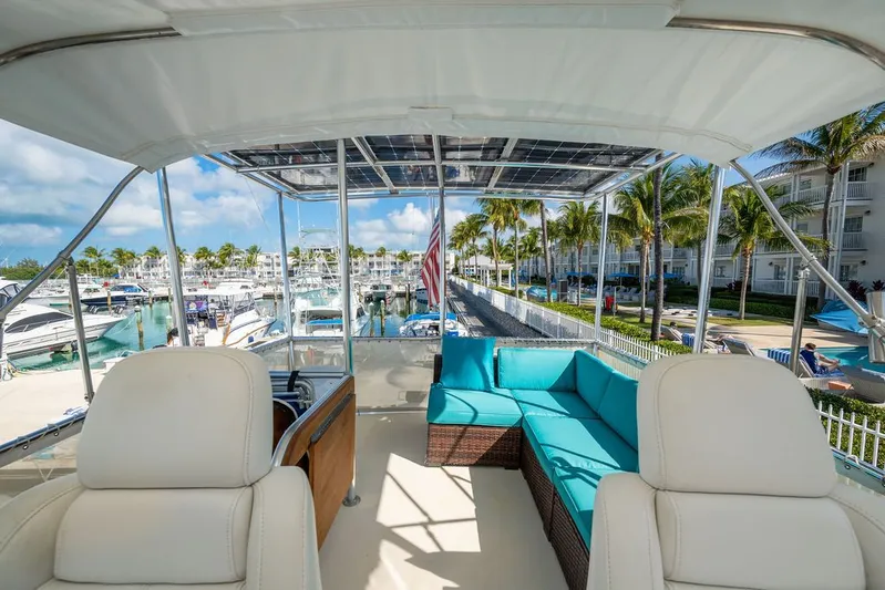 Quest Yacht Photos Pics 