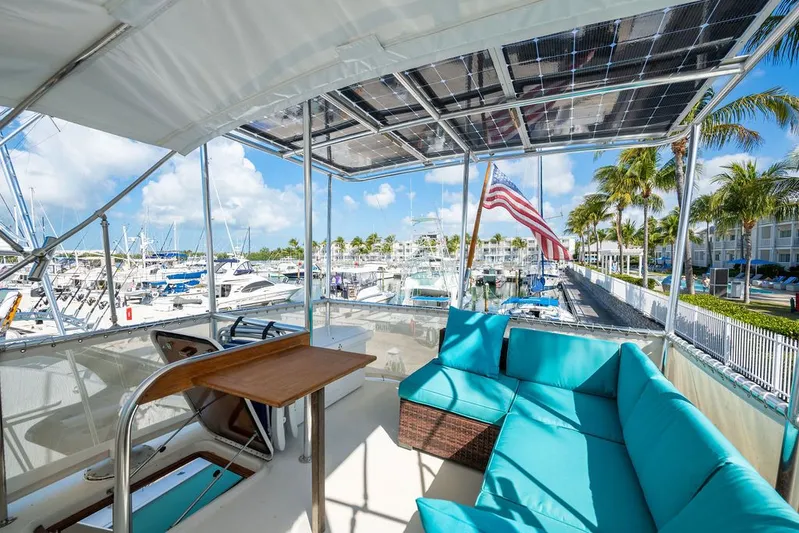 Quest Yacht Photos Pics 