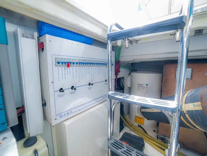 Yolo Yacht Photos Pics 