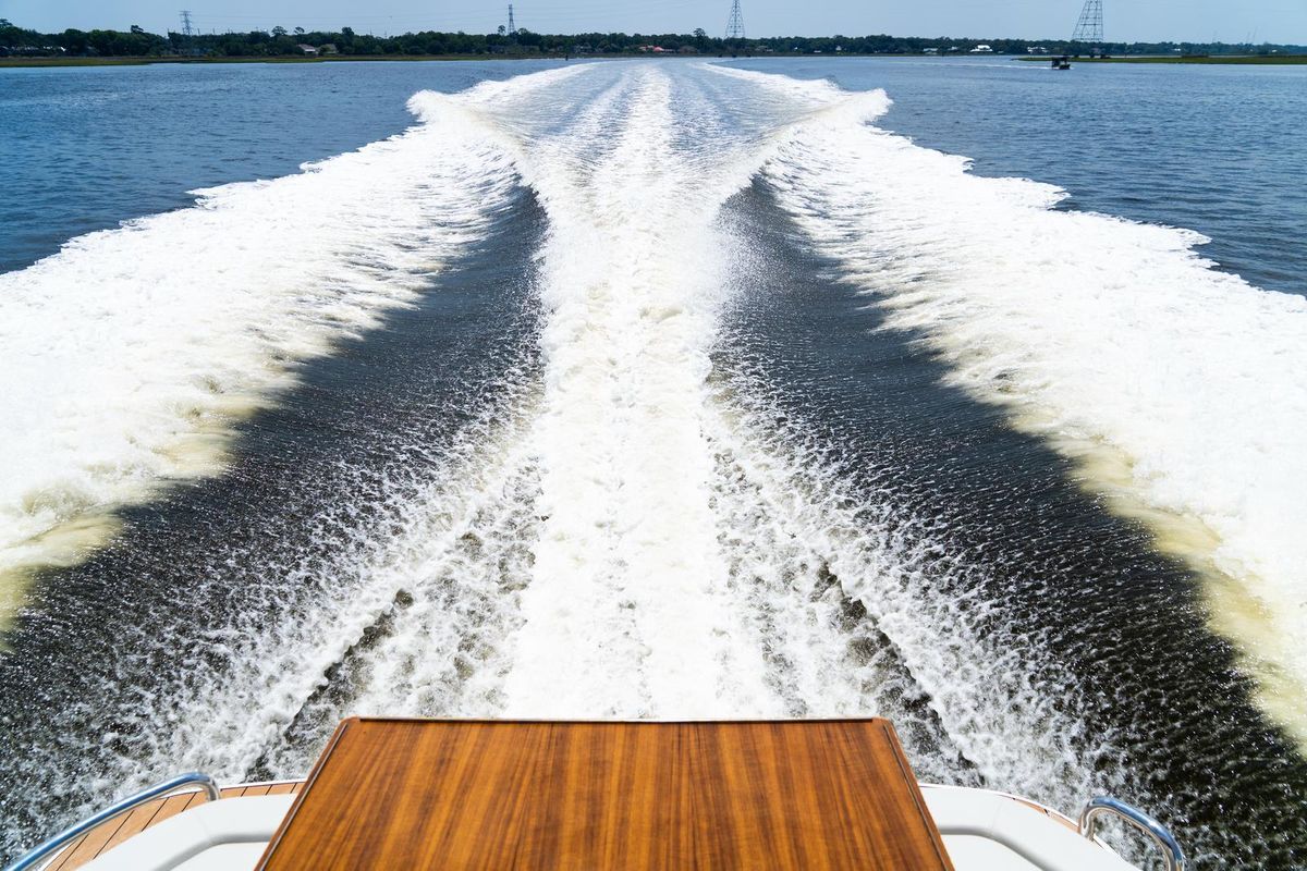 2022 Bavaria 43 