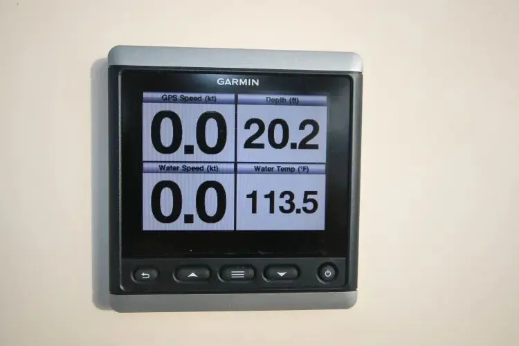 Sunshine Odyssey Yacht Photos Pics 2002 Island Packet 380 - Image 15