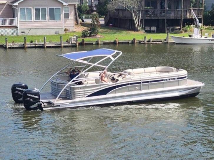 Pontoon boats deals cost