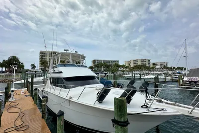 1994 Hatteras 46 Convertible