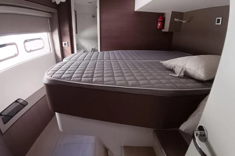  Yacht Photos Pics Interior cabin of 2021 Bali Catamarans 4.8 with bed and window view.
