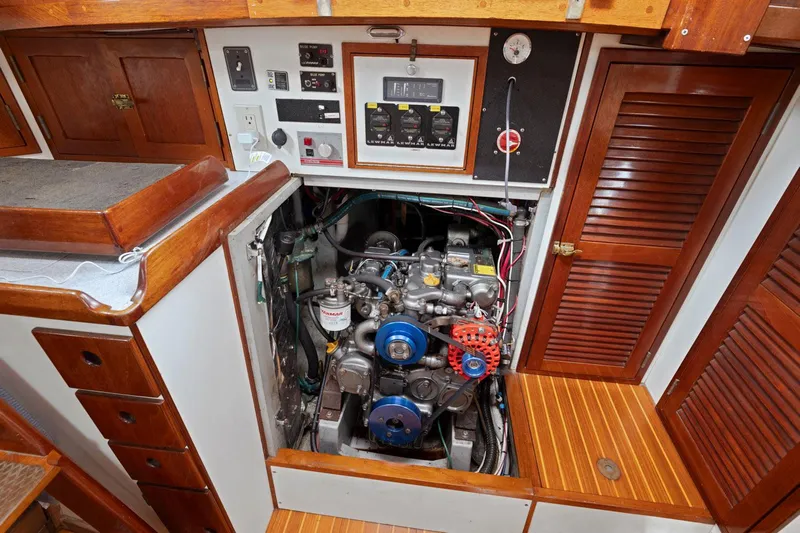 Catherine Yacht Photos Pics 