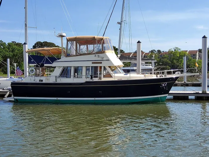 Mackinac Passage III Yacht Photos Pics Starboard Profile