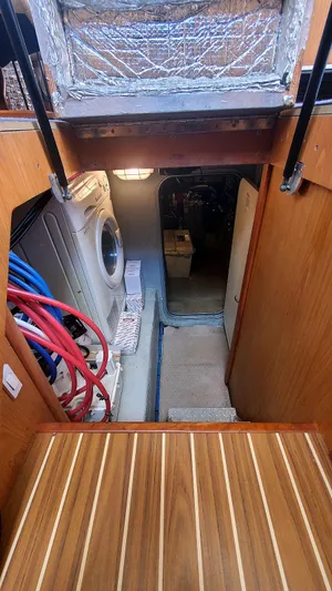 Mackinac Passage III Yacht Photos Pics Engine Room Companionway